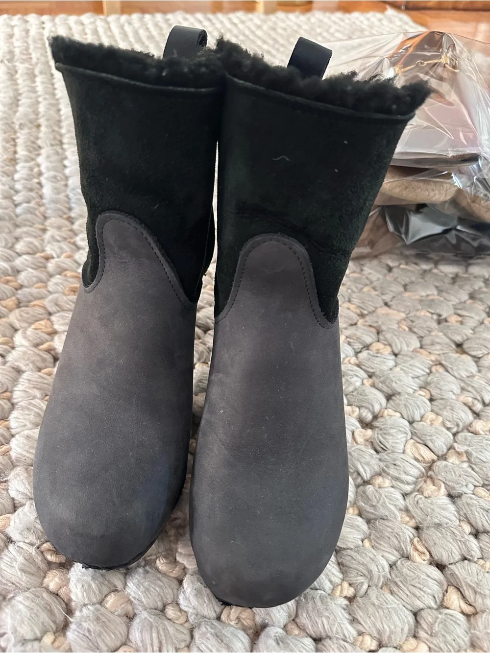 No 6 black and black 5 inch clog boot size 38